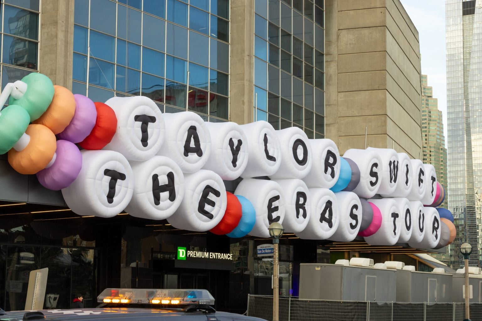 Want To Dive Into Taylor Swift Albums? Here’s Where To Begin