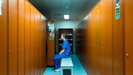 ‘Late Shift’ (2026) Review – Night-In-The-Life Of A Nurse Plays Like A Call For Help For The Health Care Industry