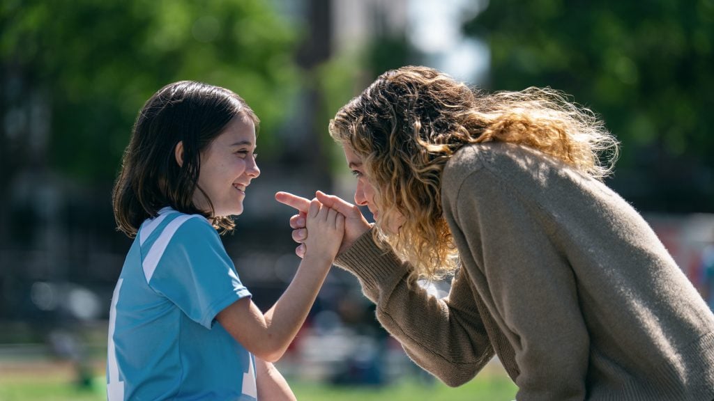 ‘Maximum Pleasure Guaranteed’ Season One Review – Maslany Leads This Brilliant Dark Comedy ‘Maximum Pleasure Guaranteed’ Season One Review – Maslany Leads This Brilliant Dark Comedy