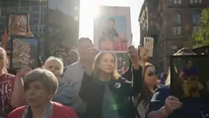 ‘Your Attention Please’ Review: A Powerful Wake-Up Call About Online Harm