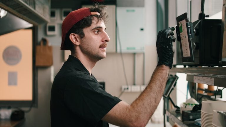 Online Ordering Systems For Restaurants: How To Keep More Profit And Avoid Third-Party Fees