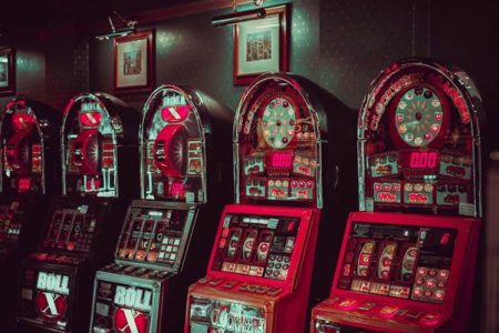 Enter A Stunning World of Bright Lights, Golden Rewards, And Luxury Vibes