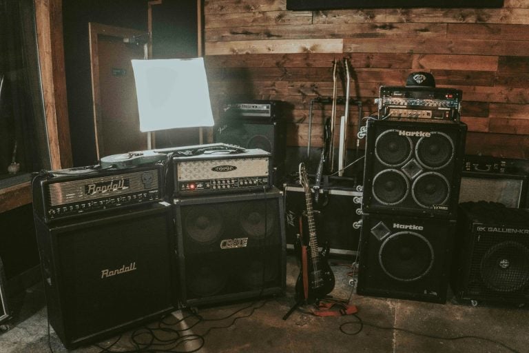 How Your Guitar Amp Choice Shapes Your Identity As A Player