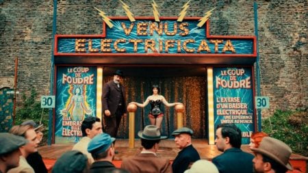 ‘The Electric Kiss’ Review – A Visually Lush Film That Slightly Struggles Under Its Own Weight [Cannes 2026]